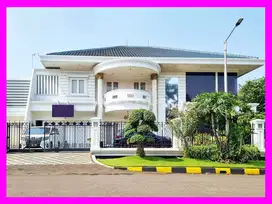 Dhyana rumah bagus lt 550m2 di komplek intercon kebun jeruk kembangan