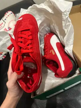Jual sepatu puma merah