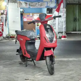FLASHSALE SEPEDA LISTRIK DP 0% CICILAN CUMA 400 RIBUAN SAJA