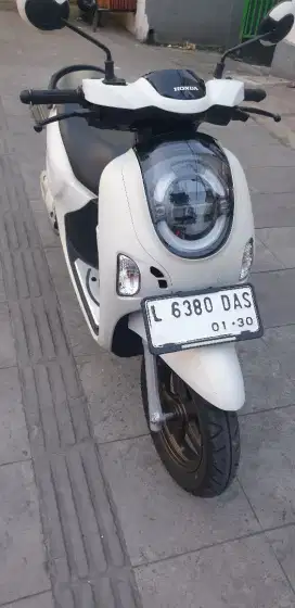 Scoopy Prestige th 2025 istimewa km 06rb  pjk baru