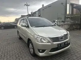 KIJANG INNOVA G BENSIN 2012