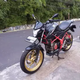 CB150R LED 2017 Mesin Aluss Gress Bagus