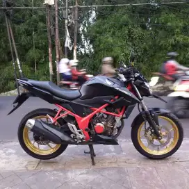 CB150R LED 2017 lengkap Bagus mesin Cakep