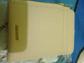 Jims Honey Cassandra wallet