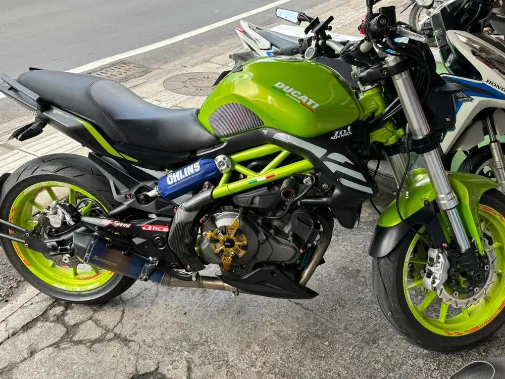 Benelli tnt 249s motor terawat tinggal gas