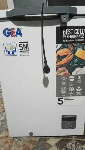 Jual Freezer GEA 100 LITER BEKAS