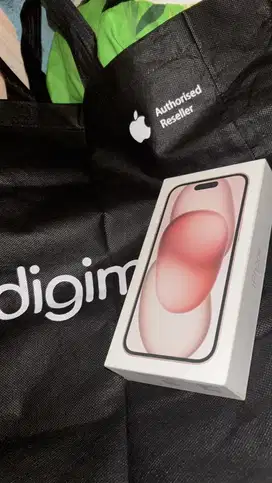 Iphone 15 128 pemakaian pribadi