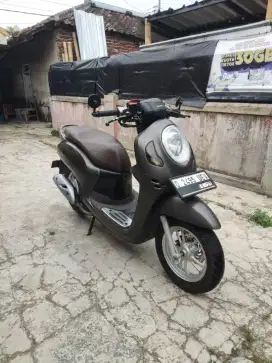 Scoopy 2022 prestige smartkey