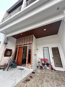 Rumah Siap Huni 2 lantai disekitar Bintaro, Graha Raya