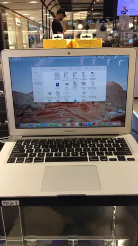 Macbook air 2017 intel core i7