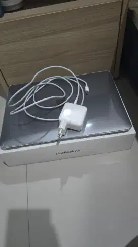 Macbook Air M1 2020 8/256