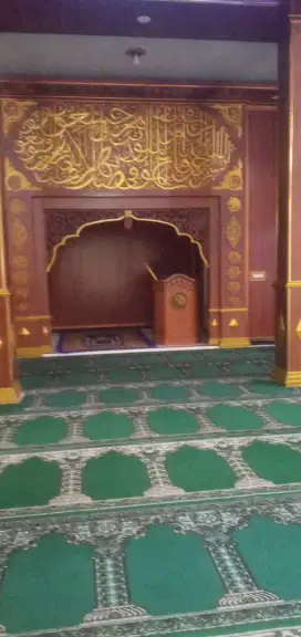 Mihrop masjid kayu