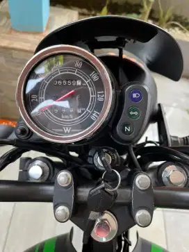Kawasaki w 175 cafe 2021