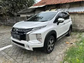 XPANDER CROSS 1.5 A/T Premium Pacakge