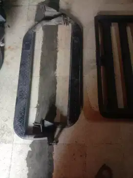 Pijakan kaki samping mobil feroza