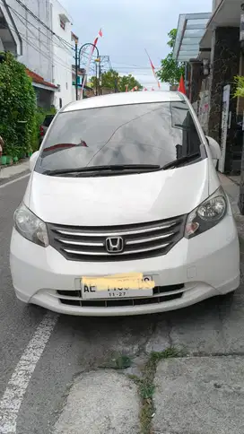 Honda Freed 2011 Bensin