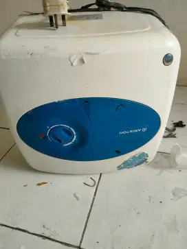 Ariston Pemanas Air