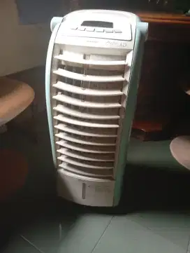Air Cooler Merk Sharp, Normal