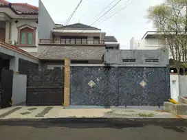 Rumah luas di villa dago pamulang