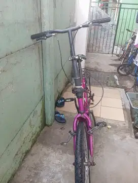Di jual sepeda lipat