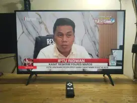 Tv Coocaa Smart Android 32 Inch Tipe 32CTD6500