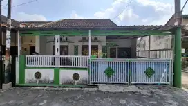 RUMAH MURAH, SIAP HUNI, 5 MENIT DARI MALL AMPLAZ JOGJA