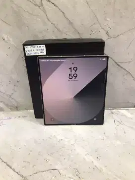 Di jual HP SAMSUNG GALAXY Z FOLD 6 warna WHITE RAM 12GB ROM 256 GB