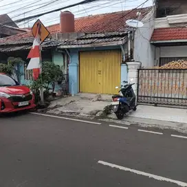DISEWAKAN Tempat Usaha..! Terletak Di Pemukiman Padat Dan Area Kost