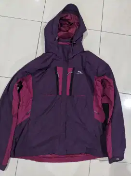 Jaket anti air kaya daun talas