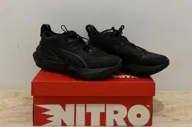 Sepatu lari PUMA ForeverRun Nitro 2 Black like new