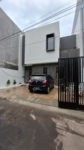 Dijual Rumah  Baru siap Huni akses Jalan 1 Mobil