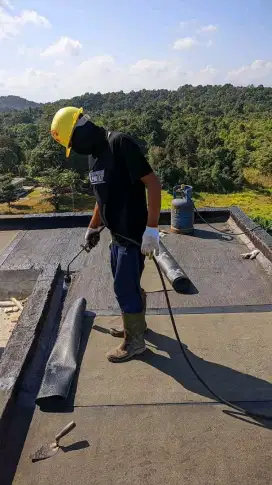 Tukang perbaikan atap bocor dan renovasi bangunan dll