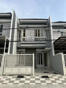 Baru gess‼️ rmh minimalis 2 lantai jemursari timur