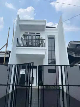 Rumah Mewah 2Lt - CINERE