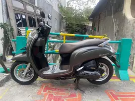 Scoopy Fi 2018 Abu Abu Dop LED
