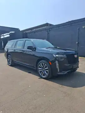 2025 Cadillac Escalase ESV Sport