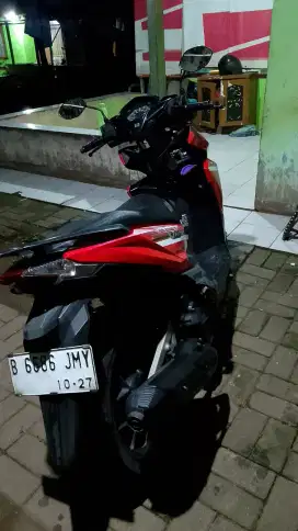 Motor vario 125 tahun 2017