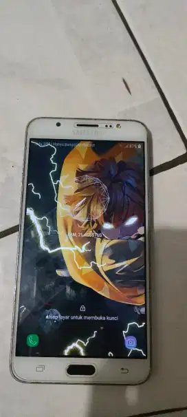 Jual cepat Samsung j7 2016 mulus