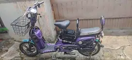 Bismillah BU Jual Cepat Sepeda Listrik merek Vita - T