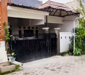 JUAL RUMAH NYAMAN SIAP HUNI