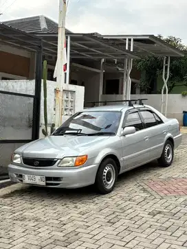 Toyota soluna matic gli 1.5 2000