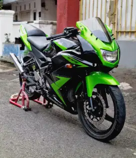 Kilometer 12rb! Kawasaki Ninja 150 RR Superkips Th. 2015 B-DKI Superb