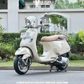 PIAGGIO VESPA LXV 150 3V TH 2014 PERFECT CONDITION