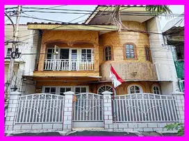 Dhyana Rumah ukuran 5x11m di tanjung duren