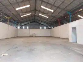 Disewakan Gudang Bagus Dan Bisa Masuk Container Di Daerah Cakung.