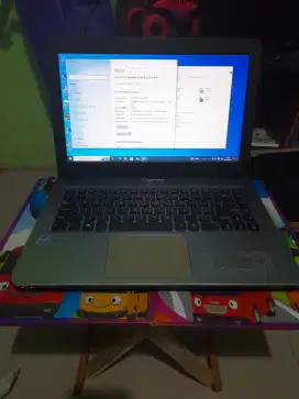 Laptop asus x441SA