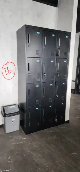 Jual Furniture & Elektronik Bekas Kantor
Baru dipakai kurleb 3 bulanan