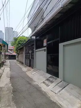 Jual Rumah Tanjung Duren Jakbar