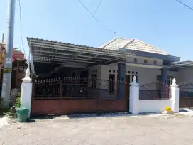 Disewakan Rumah