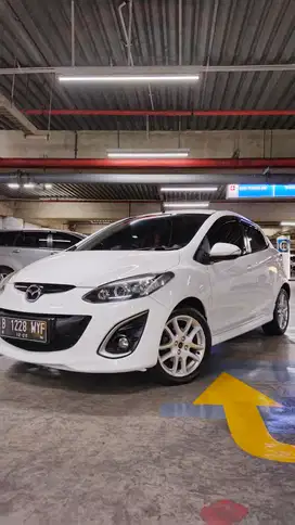 Mazda 2 2013 Bensin